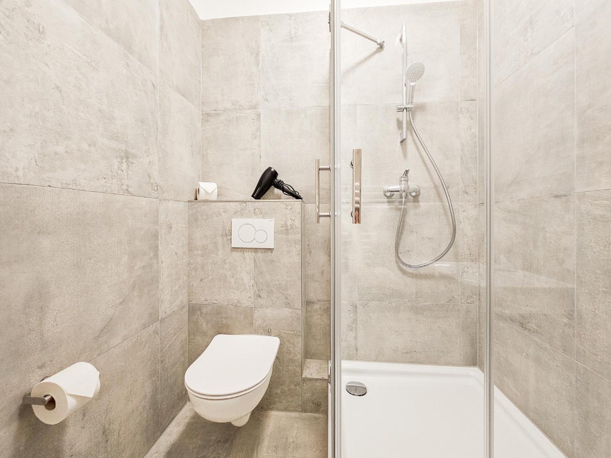 Raj Living - Studio Wohnungen - 15 Min Zur Messe Dus Düsseldorf Exterior foto