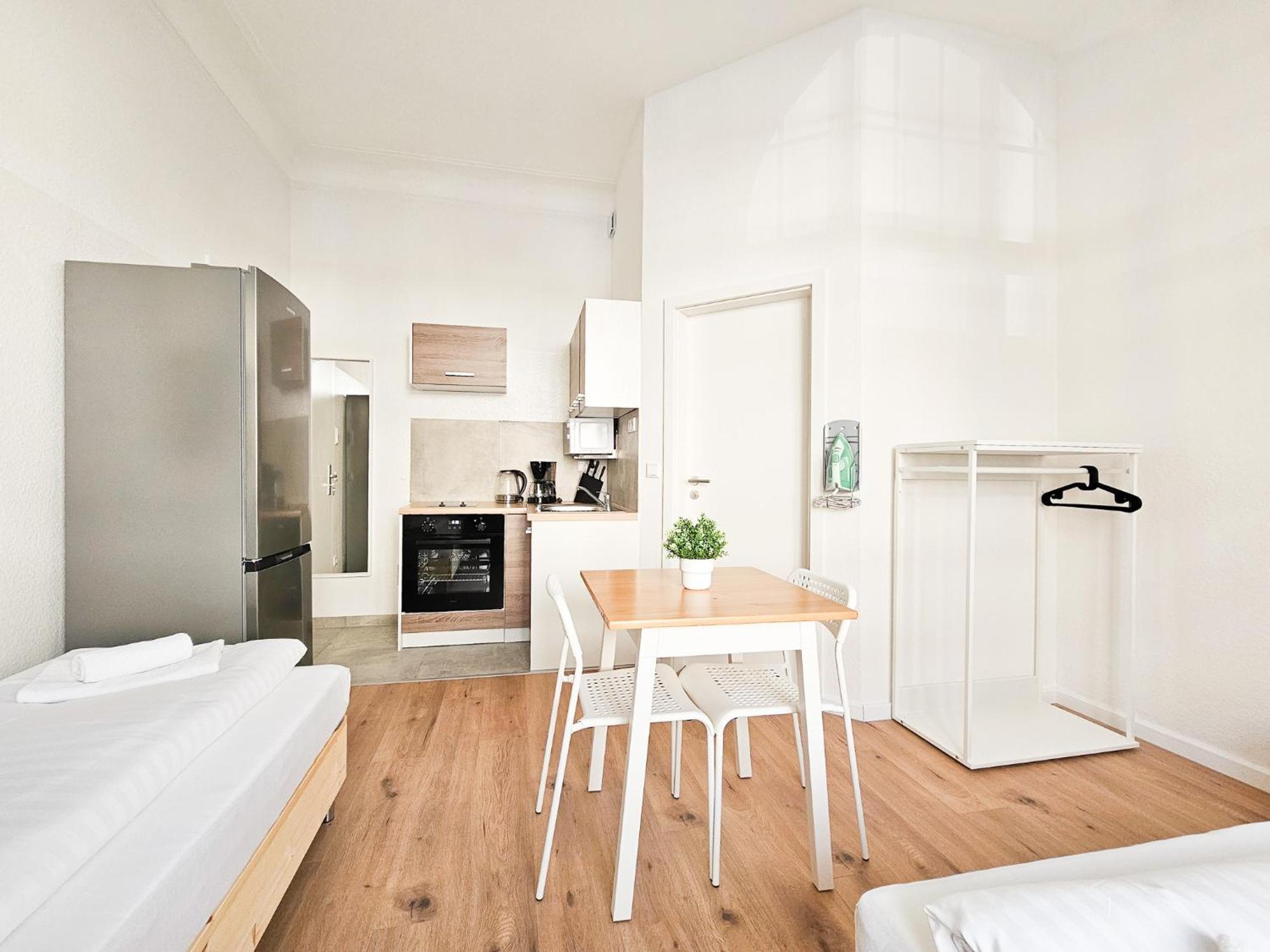 Raj Living - Studio Wohnungen - 15 Min Zur Messe Dus Düsseldorf Exterior foto